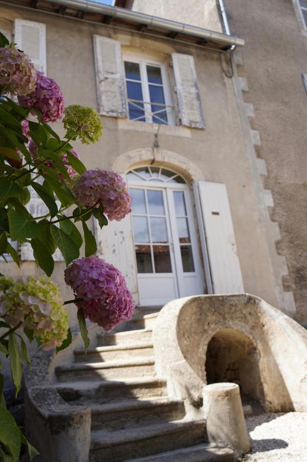 Un Dimanche Chez Julie Chambre Celestine Parthenay Bagian luar foto